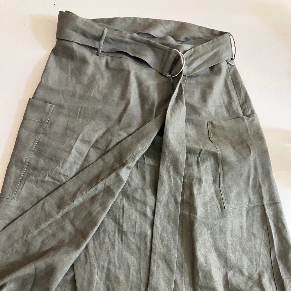 Modern Citizen Midi A Line Apron Skirt